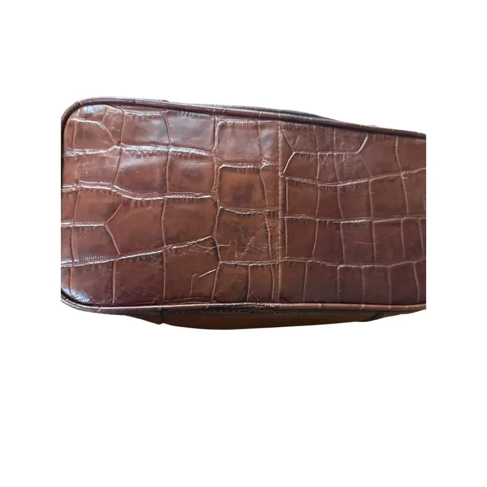Vintage Fossil Reissue Frame Doctor bag croc embossed leather stylish classy